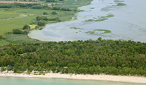 Sandbanks Park, Outlet Beach