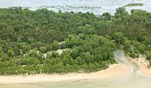 Sandbanks Park, Outlet Beach