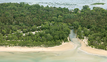 Sandbanks Park, Outlet Beach