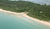 Sandbanks Park, Outlet Beach