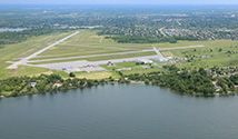 Norman Rogers Airport, Kingston